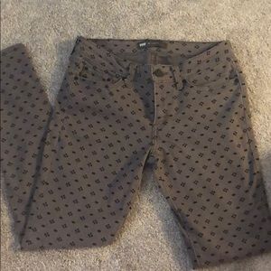 Super cute Levi’s 535 jean leggings!